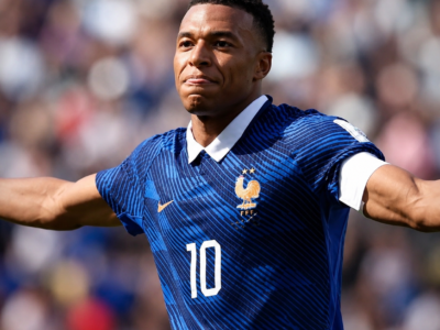 Mbappé guía a Francia con autoridad en su debut mundialista ante Senegal