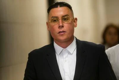 Presentan querella contra Cosculluela por presunto desfalco relacionado con un Porsche