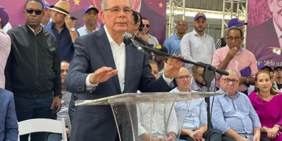 Danilo Medina afirma que Luis Abinader es el presidente que más ha endeudado a la República Dominicana