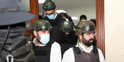 Aplazan revisión de medidas de coerción en caso SeNaSa; imputados salen sonrientes del tribunal