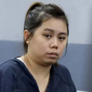 Una mujer admitió cargos de bigamia y fraude tras ser acusada de casarse con más de doce hombres en Las Vegas, según las autoridades.