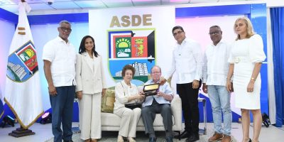 Entregan las llaves de Santo Domingo Este a Don Pepín Corripio
