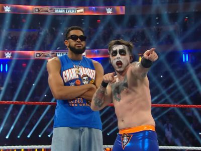 Estrella de la NBA Karl-Anthony Towns sorprende con su irrupción en la WWE
