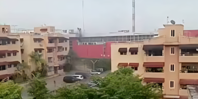 Incendio afecta supermercado Olé en la avenida Jacobo Majluta