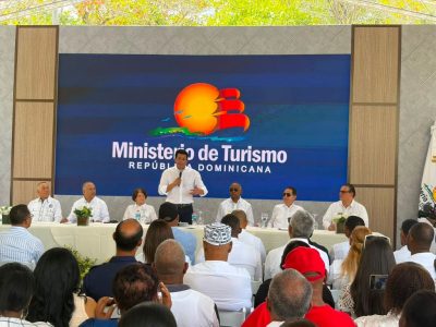 Gobierno inicia remodelación de playa Los Almendros y malecón de Baní con inversión de RD$136.9 millones
