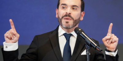 Presentan denuncia penal contra presidente electo de Colombia por presunto hostigamiento