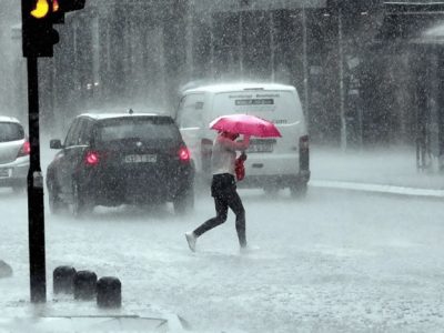 Vaguada incrementará las lluvias desde este miércoles; Indomet prevé aguaceros y tormentas eléctricas