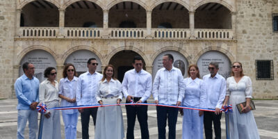 Collado entrega restauración del Alcázar de Colón e inicia proyecto de alumbrado en la Ciudad Colonial