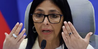 Delcy Rodríguez anuncia la creación de una unidad militar especial para responder a desastres en Venezuela