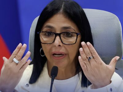 Delcy Rodríguez anuncia la creación de una unidad militar especial para responder a desastres en Venezuela