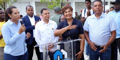 Patronato y comunidad de La Nueva Barquita reconocen labor social del INAIPI y de su directora Josefa Castillo Rodríguez