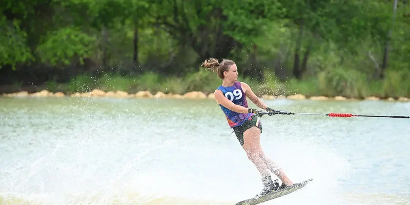 Franchesca Pigozzi conquista medalla de plata en esquí náutico para República Dominicana