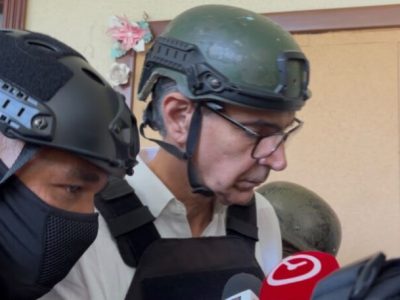 Santiago Hazim guarda silencio tras aplazamiento de audiencia de revisión de coerción en caso SeNaSa