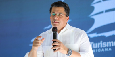 David Collado destaca continuidad del Estado durante puesta en funcionamiento de planta de aguas residuales en Juan Dolio