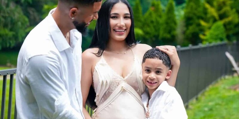 DJ Adoni y su pareja anuncian con emotivo video que serán padres por segunda vez