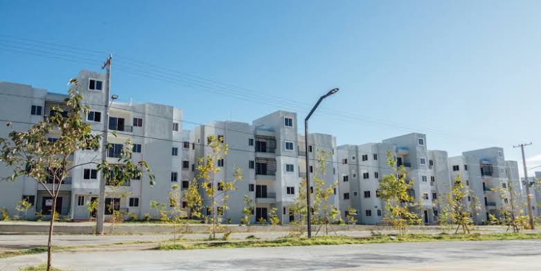 Más de la mitad de los dominicanos vive en viviendas que no son de su propiedad