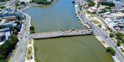 Cerrarán el puente flotante este sábado por dos horas para permitir paso de embarcaciones