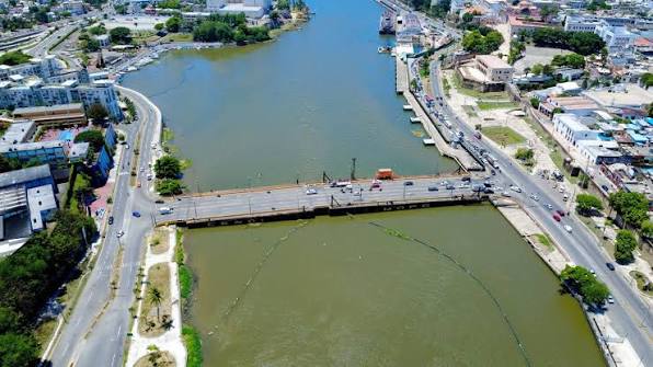 Cerrarán el puente flotante este sábado por dos horas para permitir paso de embarcaciones