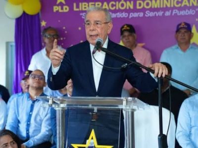 Danilo Medina: “Nadie ha endeudado tanto a la República Dominicana como este Gobierno”