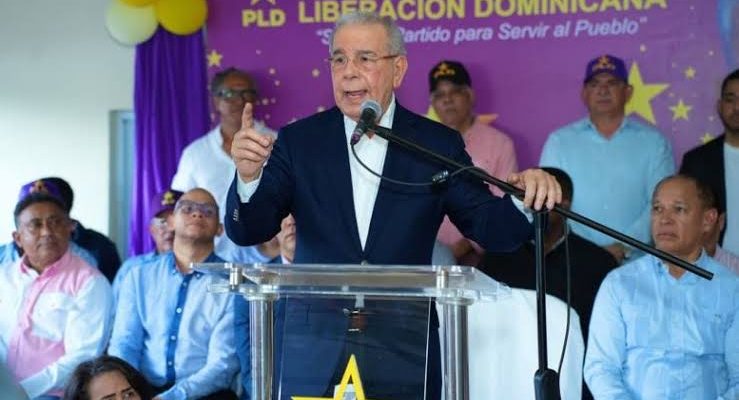 Danilo Medina: “Nadie ha endeudado tanto a la República Dominicana como este Gobierno”