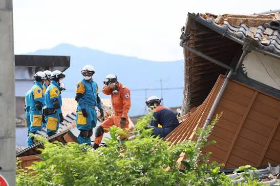 Sube a 34 la cifra de muertos por terremoto de magnitud 7,1 que golpeó el sudoeste de Japón