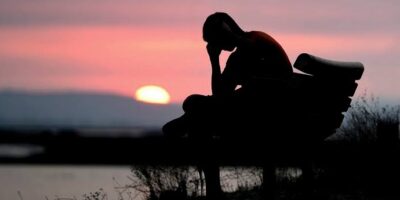 Estudio revela que la soledad afecta a casi la mitad de las personas con trastornos mentales en España