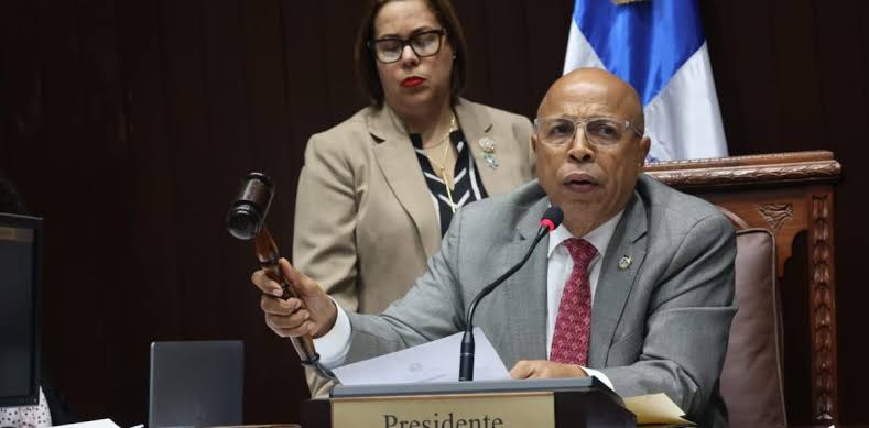 Diputados aprueban en segunda lectura modificaciones al Código Penal con 120 votos a favor