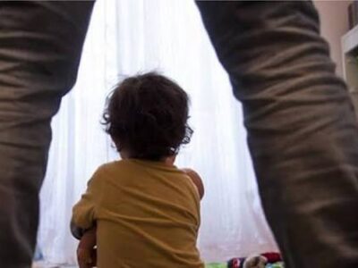 Detienen a extrabajador de guarderías acusado de abusar de más de 100 niños en Australia