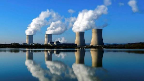 Francia cerrará reactores en centrales nucleares por la intensa ola de calor