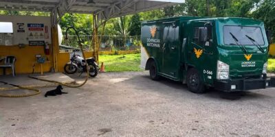 ¡De película! Asaltan estación Tropigas y camión de valores en Monte Plata