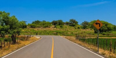 Abinader inaugura carretera Cruce Los Quemados en Santiago para fortalecer la conectividad vial