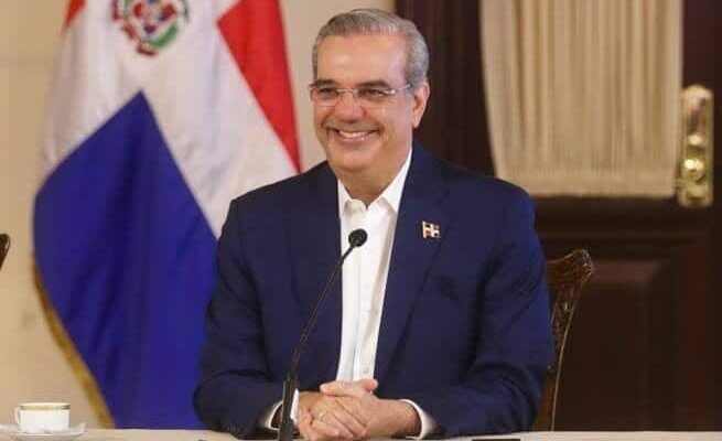 Estudio refleja estabilidad política de Abinader mientras aumenta el desgaste de su gabinete
