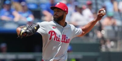 Cristopher Sánchez sufre complicada salida ante Kansas City y aumenta su efectividad