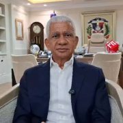 Ricardo de los Santos aclara que el nuevo Código Penal no prohíbe las peleas de gallos