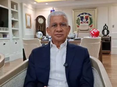Ricardo de los Santos aclara que el nuevo Código Penal no prohíbe las peleas de gallos