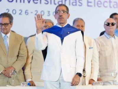 Jorge Asjana asume como rector de la UASD con promesa de modernizar la academia
