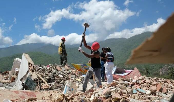 Aumenta a 4,118 la cifra de muertos por los terremotos en Venezuela