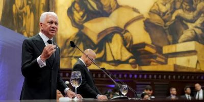 Ricardo de los Santos destaca aprobación de 416 iniciativas durante rendición de cuentas del Senado