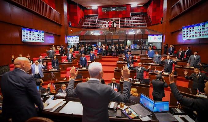 enado propone modificar 18 artículos del Código Penal antes de su entrada en vigor