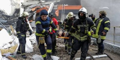 Ataque ruso con misiles deja al menos tres muertos y una veintena de heridos en Járkov