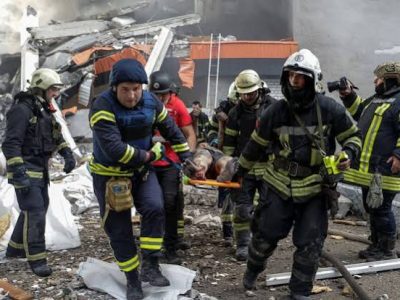 Ataque ruso con misiles deja al menos tres muertos y una veintena de heridos en Járkov