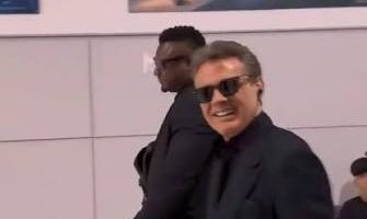 Captan a Luis Miguel en un aeropuerto internacional, visiblemente recuperado de salud