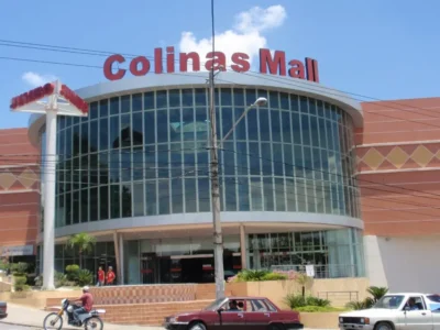 Explosión en Colinas Mall deja un herido y provoca evacuación