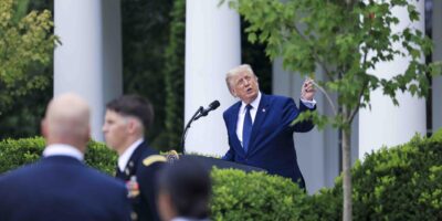 Donald Trump reitera que no firmará la ley de vivienda pese a que entrará en vigor este sábado