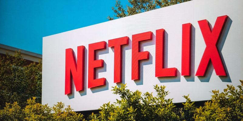 Acciones de Netflix caen por preocupaciones sobre su crecimiento