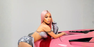 Yailin se regala un exótico Lamborghini rosado por su cumpleaños